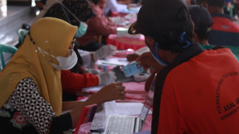 Dengan Tertib, LDII Badas Sukses Gelar Vaksinasi Massal